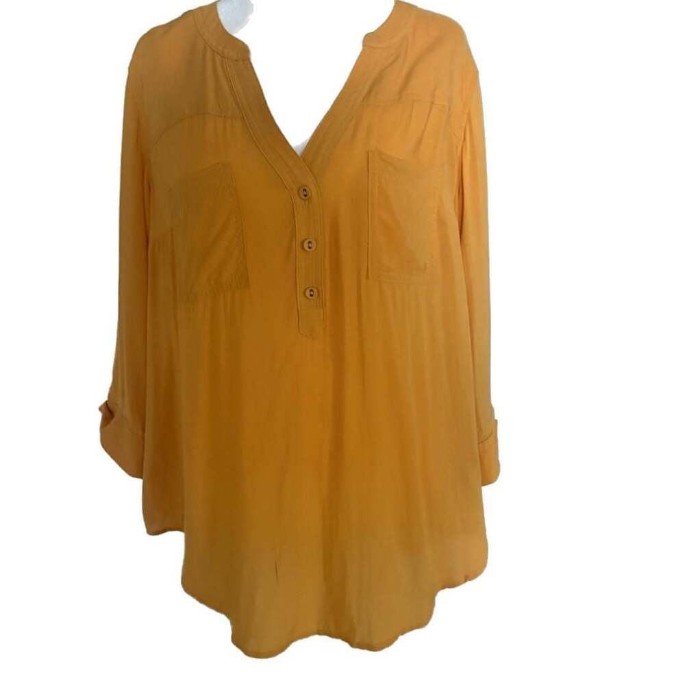 Torrid Harper Yellow Rayon V-Neck Roll-Tab Sleeve Blouse